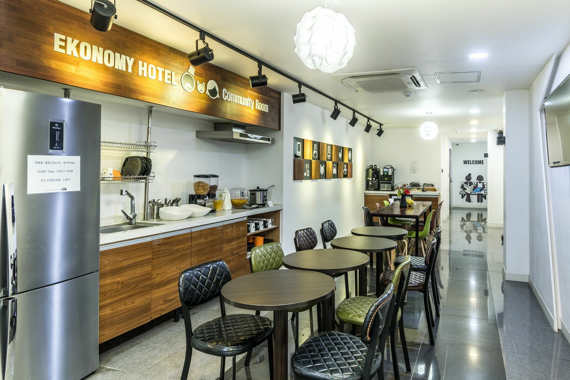 Ekonomy Haeundae Hostel Пусан Экстерьер фото