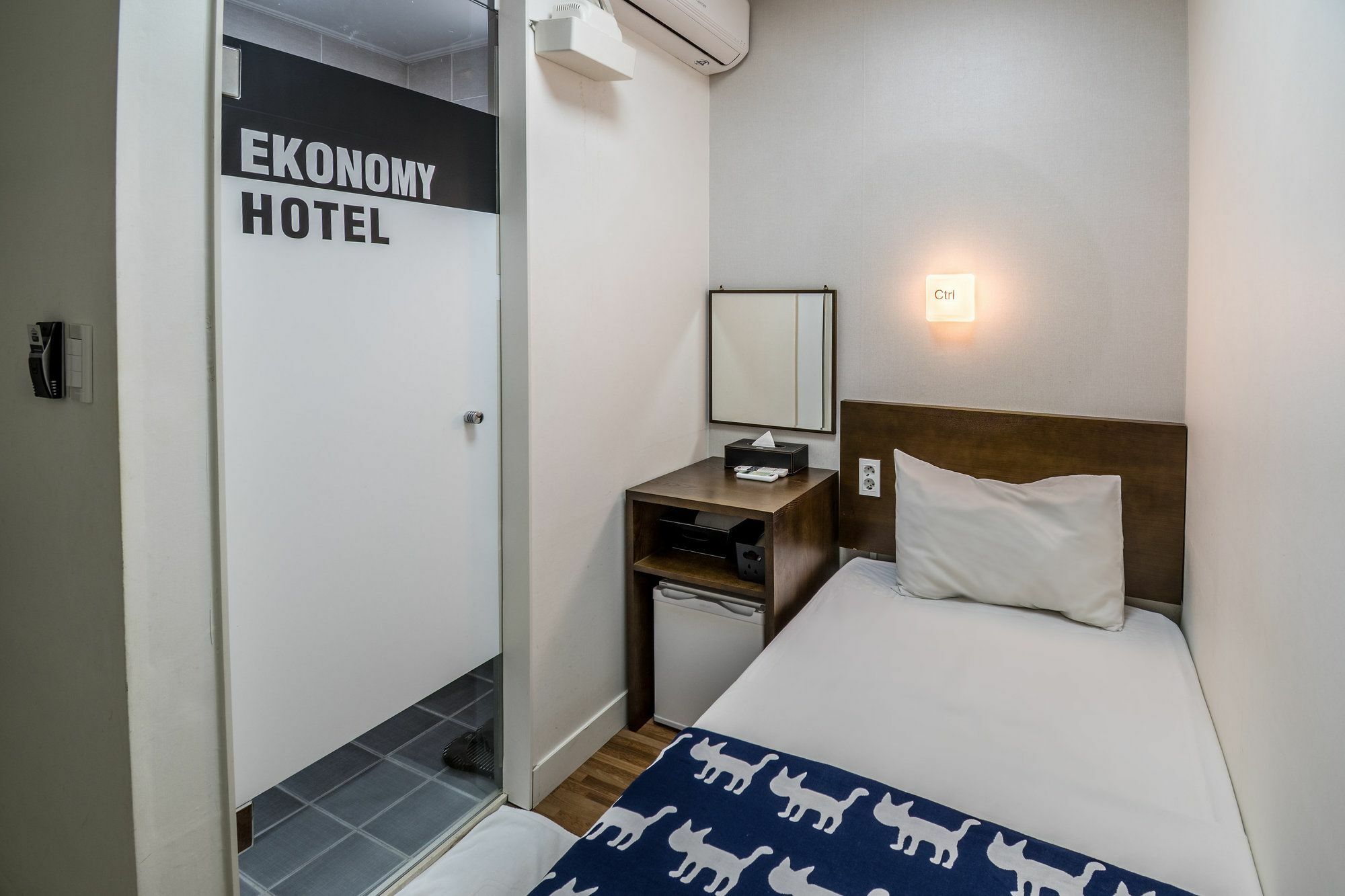 Ekonomy Haeundae Hostel Пусан Экстерьер фото